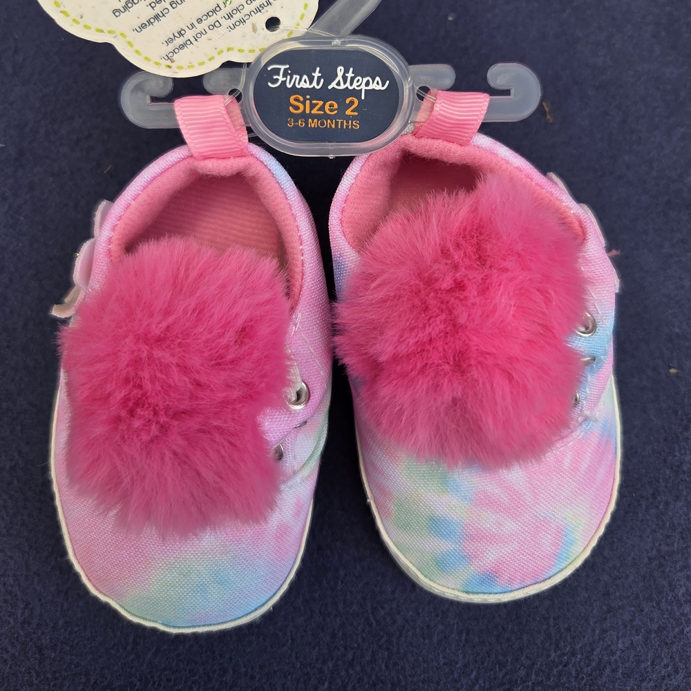 Adorable First Steps by Stepping Stones Baby Tie-Dye Sneakers - NWT - Sz 2